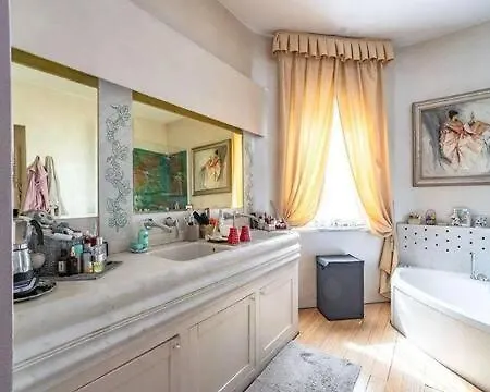 Historic With And Pools In Tremezzo