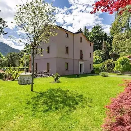 Historic With And Pools In * Tremezzo