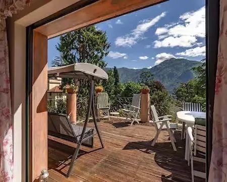 Historic With And Pools In Villa Tremezzo